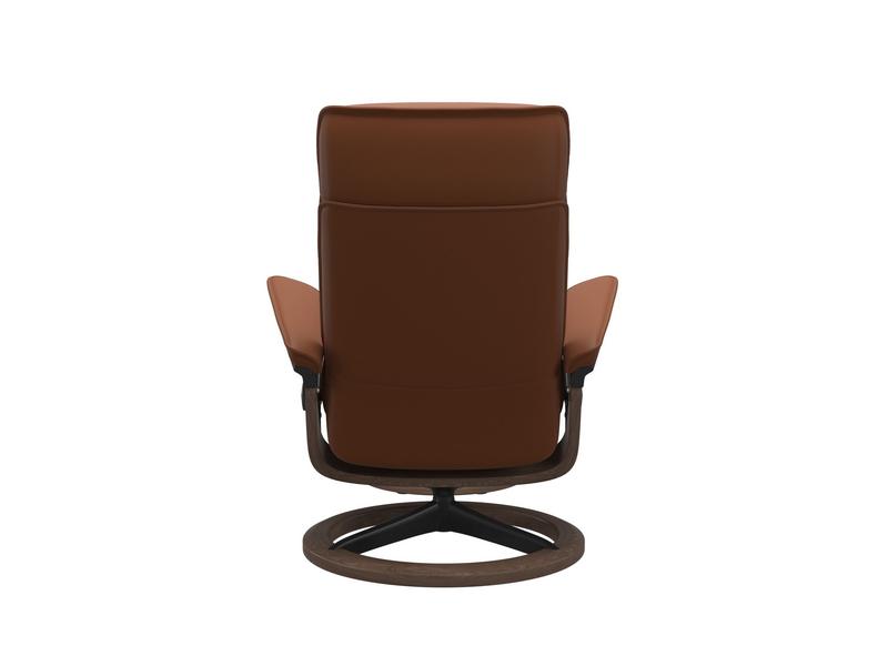 Stressless Admiral (M) Signature Chair with Footstool 
