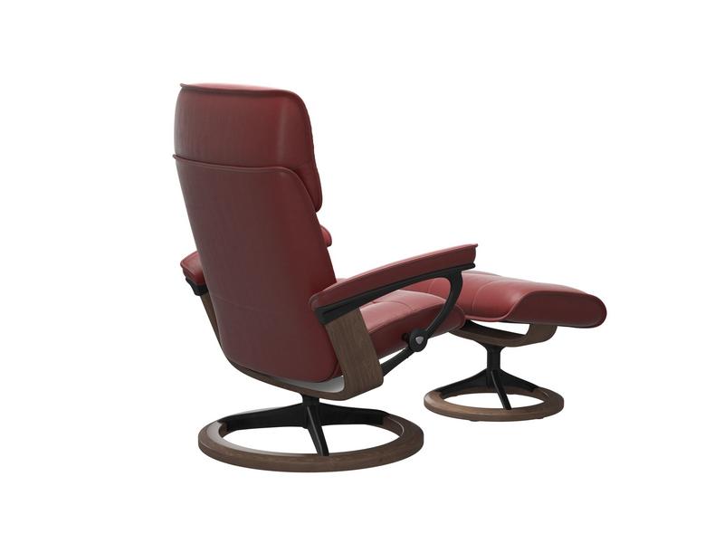 Stressless Admiral (M) Signature chair with Footstool 