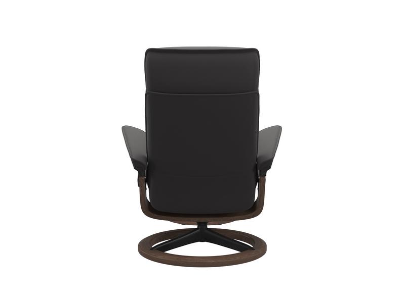 Stressless Admiral (M) Signature Chair with Footstool 