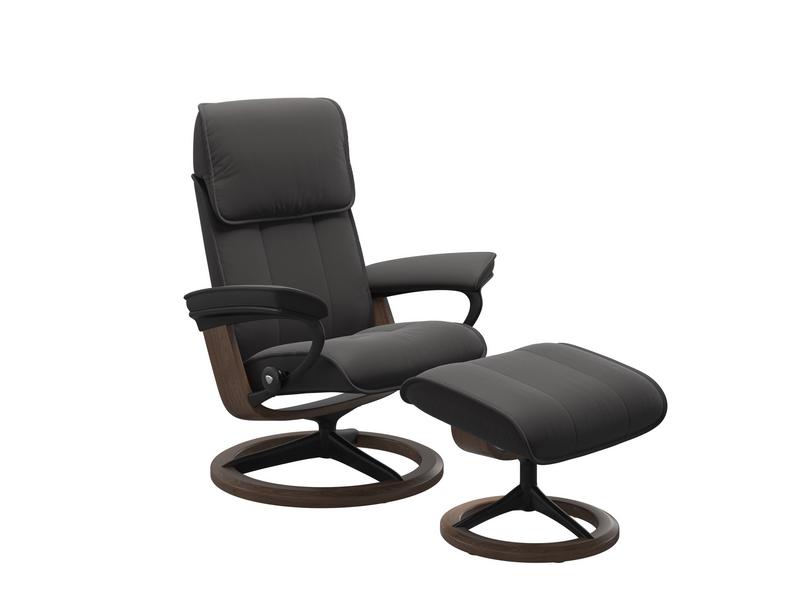 Stressless Admiral (M) Signature Chair with Footstool 