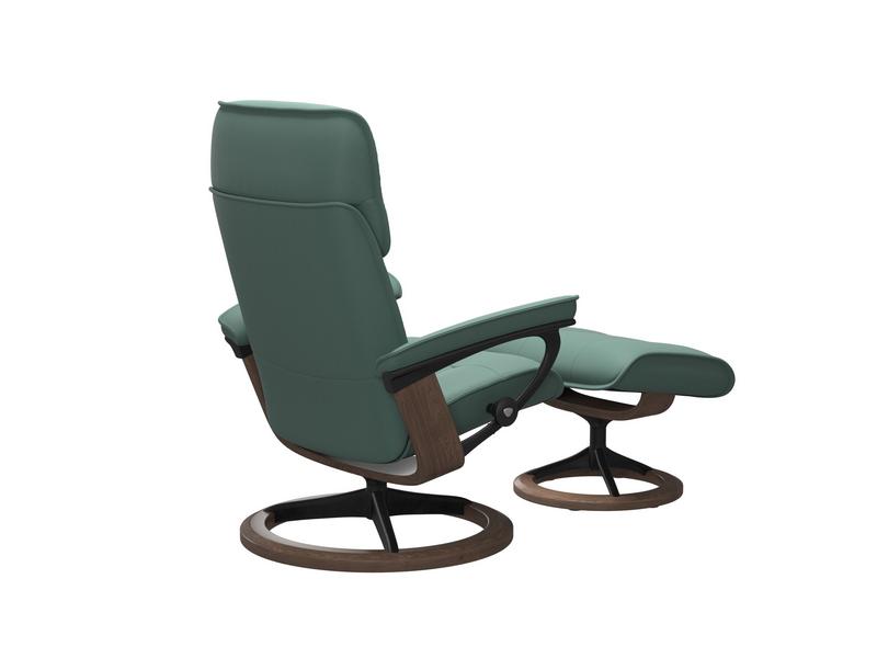 Stressless Admiral (M) Signature Chair with Footstool 