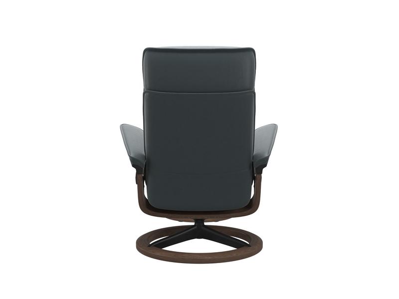 Stressless Admiral (M) Signature chair with Footstool 