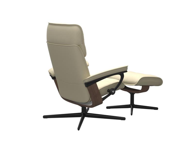 Stressless Admiral (M) Cross Chair with Ottoman 