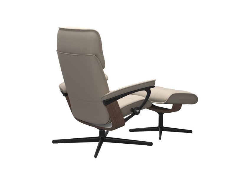 Stressless Admiral (M) Cross Chair with Ottoman 