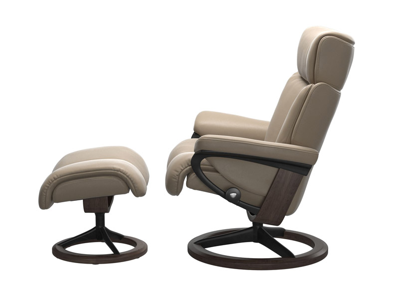 Stressless Magic (M) Signature Chair with Footstool 