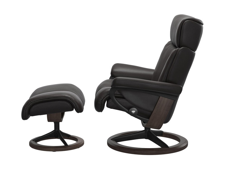 Stressless Magic (M) Signature Chair with Footstool 