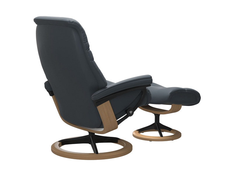 Stressless Sunrise (M) Signature Chair with Footstool 